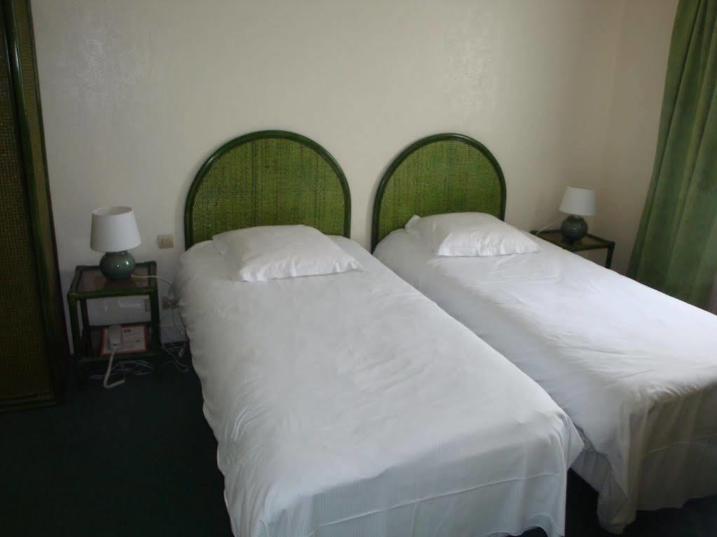Évreux Hotel De L'Orme, Akena מראה חיצוני תמונה